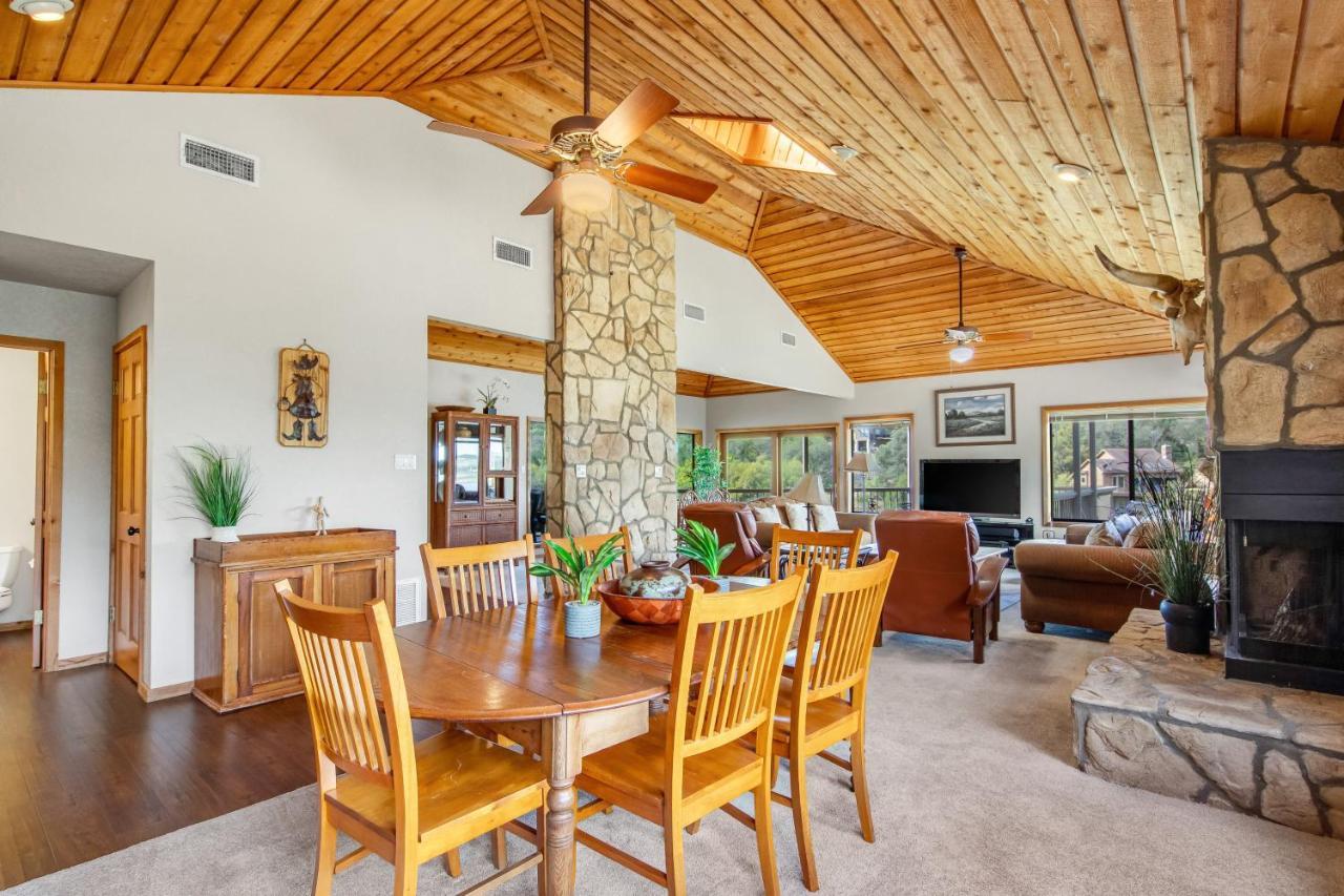 Spicewood Treehouse Villa Exterior photo