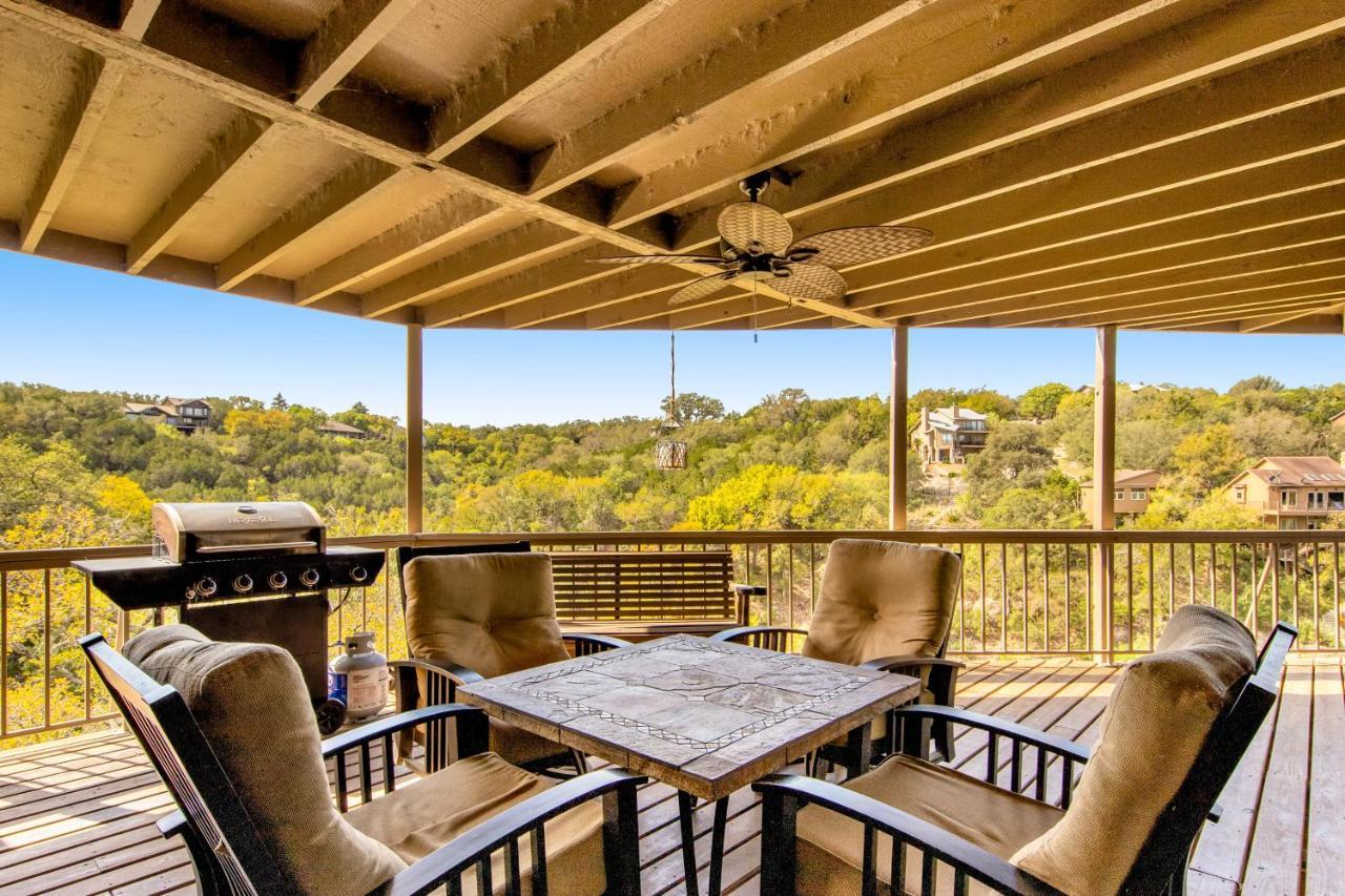 Spicewood Treehouse Villa Exterior photo